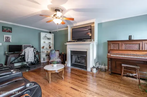 401 Martinsborough Road Greenville NC 27858