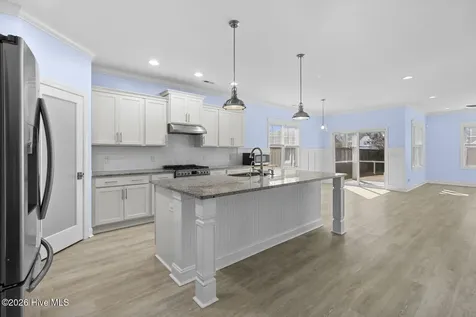 105 N Lamplighters Walk Hampstead NC 28443
