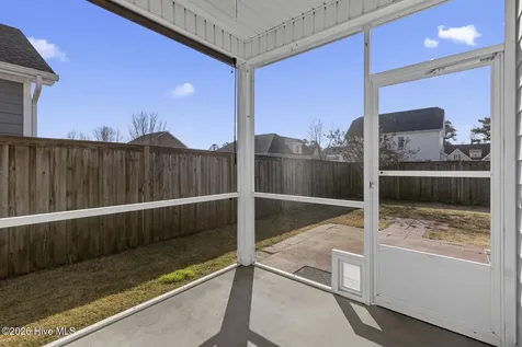 105 N Lamplighters Walk Hampstead NC 28443
