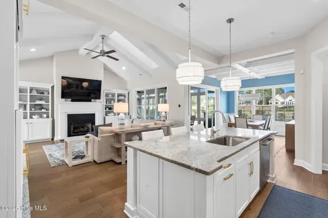 2911 Legends Drive Southport NC 28461