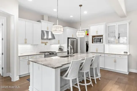 2911 Legends Drive Southport NC 28461