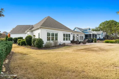 2911 Legends Drive Southport NC 28461
