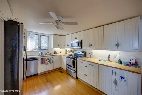 2995 Hickory Point Road Aurora NC 27806
