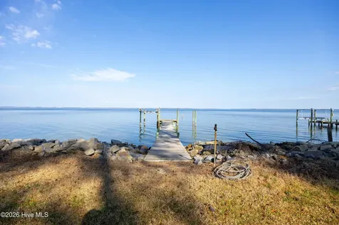 2995 Hickory Point Road Aurora NC 27806