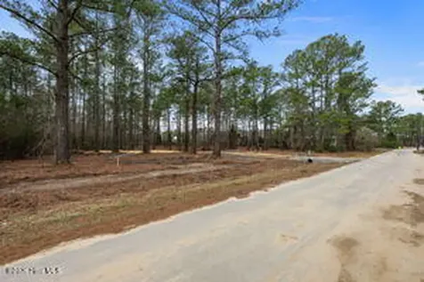 116 Cedarwood Drive Havelock NC 28532