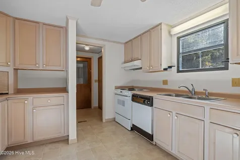 630 Seashore Drive Atlantic NC 28511