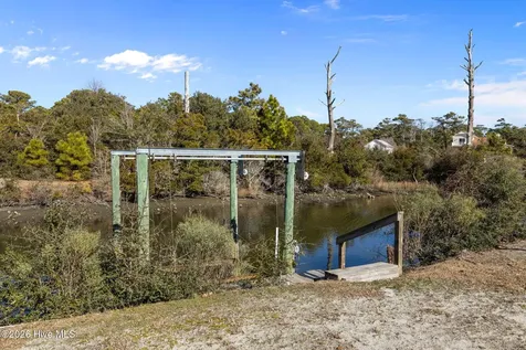 630 Seashore Drive Atlantic NC 28511