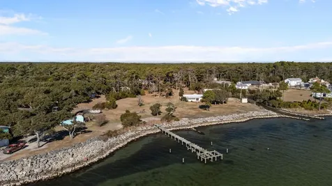 630 Seashore Drive Atlantic NC 28511