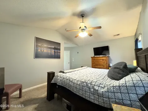 100 Kenmore Court New Bern NC 28560