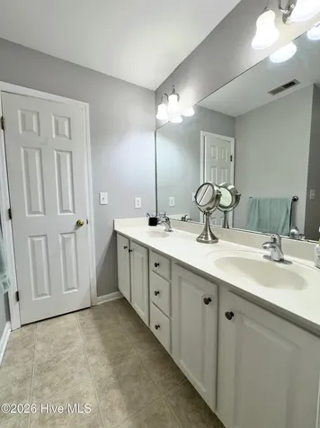100 Kenmore Court New Bern NC 28560