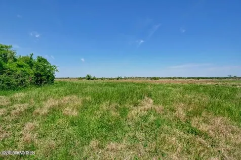 23 Hunter Heath Drive North Topsail Beach NC 28460