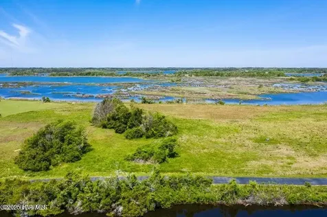 23 Hunter Heath Drive North Topsail Beach NC 28460
