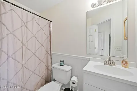 103 King Arthur Road Greenville NC 27858