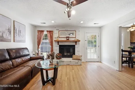 103 King Arthur Road Greenville NC 27858