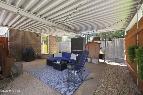103 King Arthur Road Greenville NC 27858