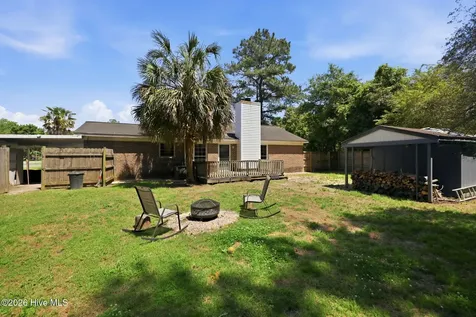 103 King Arthur Road Greenville NC 27858