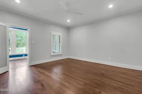 611 Creekwood Drive Trent Woods NC 28562