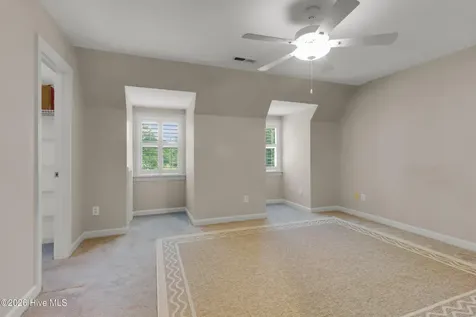 611 Creekwood Drive Trent Woods NC 28562