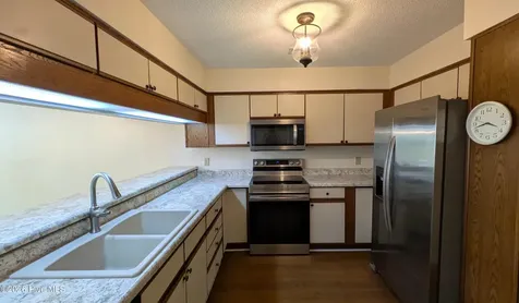 221 Inland Greens Circle Wilmington NC 28405