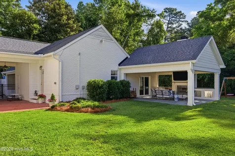 1925 Hawthorne Road Wilmington NC 28403