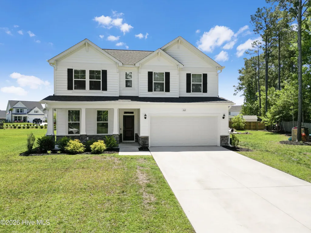 202 E Red Head Circle Sneads Ferry NC 28460