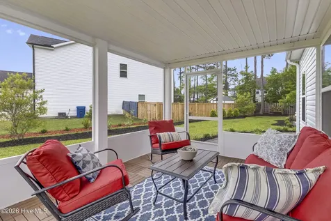 202 E Red Head Circle Sneads Ferry NC 28460