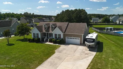 118 Creekside Drive Moyock NC 27958