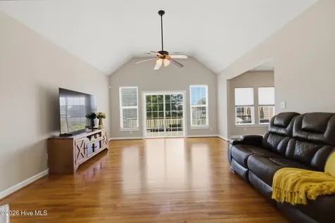118 Creekside Drive Moyock NC 27958