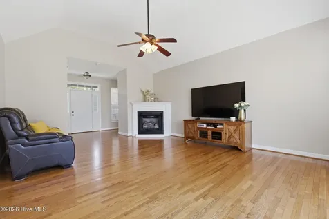 118 Creekside Drive Moyock NC 27958