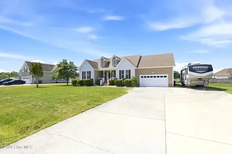 118 Creekside Drive Moyock NC 27958