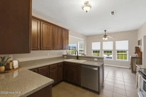 118 Creekside Drive Moyock NC 27958
