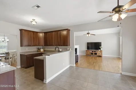 118 Creekside Drive Moyock NC 27958