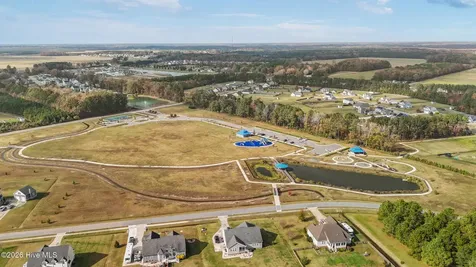 118 Creekside Drive Moyock NC 27958