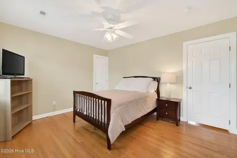 109 Lockfield Drive Clayton NC 27520