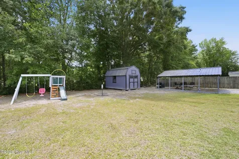 2472 Cardinal Avenue NW Longwood NC 28452