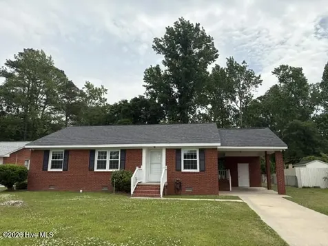 2405 Hardee Road Kinston NC 28504