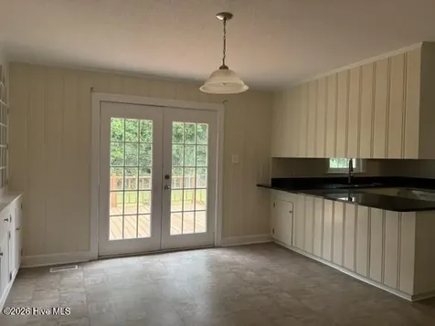 2405 Hardee Road Kinston NC 28504