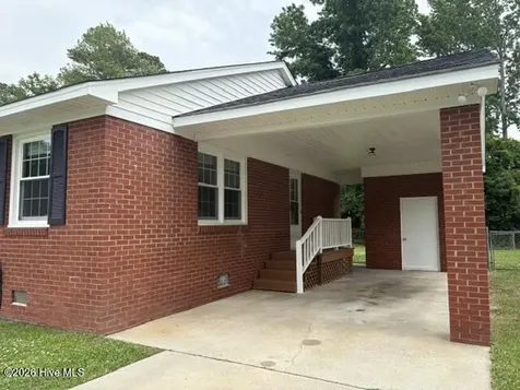 2405 Hardee Road Kinston NC 28504