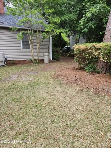 340 E Delaware Avenue Southern Pines NC 28387