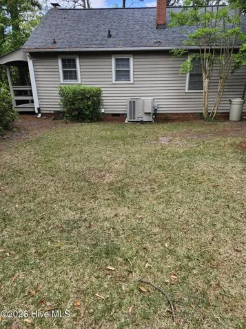 340 E Delaware Avenue Southern Pines NC 28387