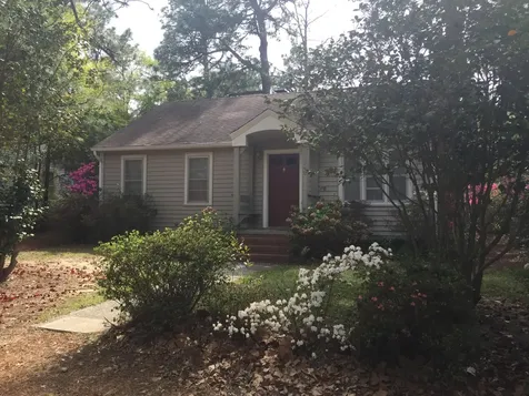 340 E Delaware Avenue Southern Pines NC 28387