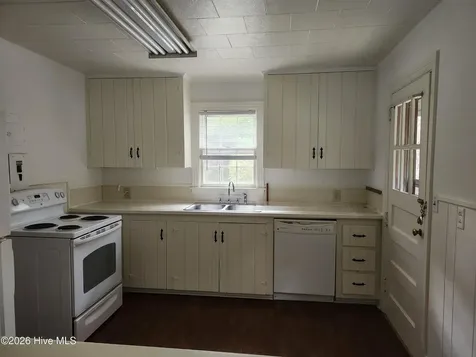 340 E Delaware Avenue Southern Pines NC 28387