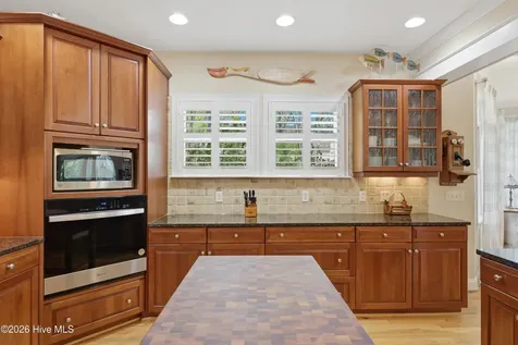 4369 Polly Gully Court SE Southport NC 28461