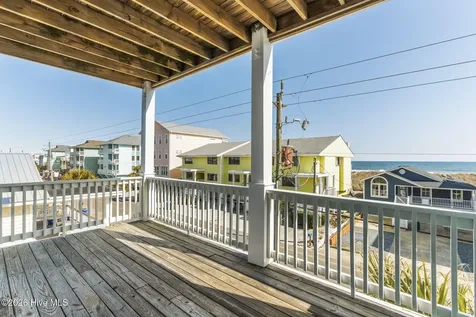 813 Carolina Beach Avenue N Carolina Beach NC 28428