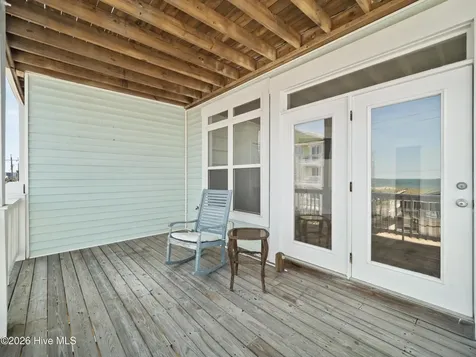 813 Carolina Beach Avenue N Carolina Beach NC 28428
