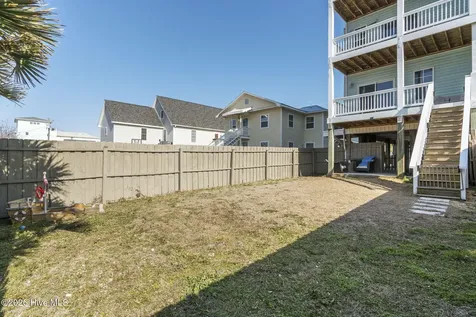 813 Carolina Beach Avenue N Carolina Beach NC 28428