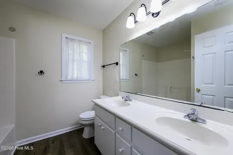 228 Forest Park Drive New Bern NC 28562