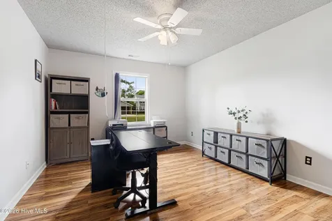 2328 N Lakeview Drive Newport NC 28570