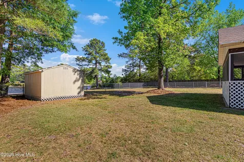 2328 N Lakeview Drive Newport NC 28570