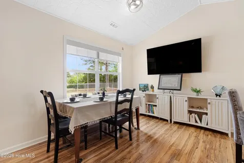 2328 N Lakeview Drive Newport NC 28570